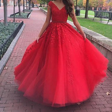 Sherri V neck line dress