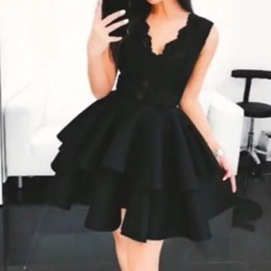 DIONNE short lace dress